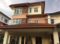 Two and Half Storey Terrace House for Sale in Ambang Botanic, Klang Selangor