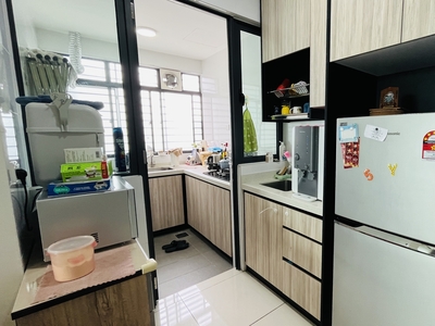 KL Traders Square Klts at Setapak - 3 bedroom - 2 Bathroom - 2 Parking Kindly contact Jasen Kong 016-700 3437 for more details and viewing appoin