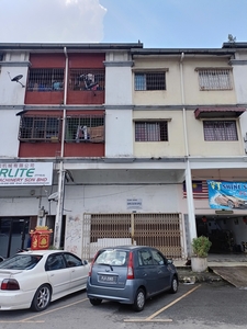 Shop Apartment for Rental at Taman Sentosa klang