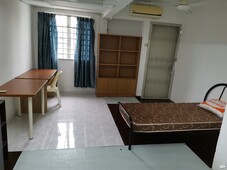 ?RM1 Rental FOR 2nd Month / Immediate Move in Middle Room Unit at SS15, Subang Jaya?
