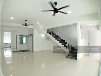 2 Storey Terrace Hosue @ Bandar Rimbayu - Perennia