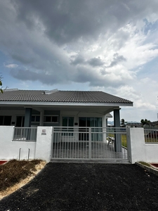 [BAHAU] Taman Lily [CHEAPEST SINGLE STOREY IN TOWN] [SHOWROOM READY]