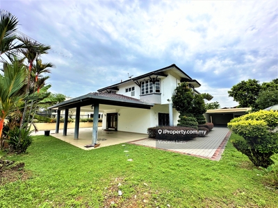 2 storey spacious Bungalow with ample car parking
