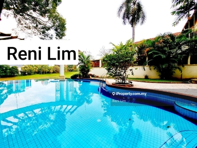 2.5 Storey Bungalow, Golf Course View, With Swimming Pool
