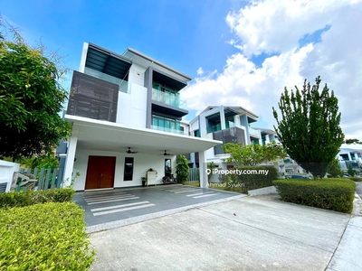 3 Storey End Lot Bungalow, Sejati Residences, Cyberjaya for Sale
