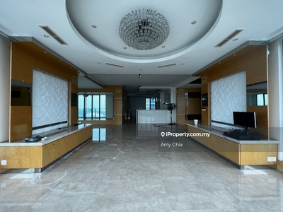 Low Density Condo with Private Lift Lobby