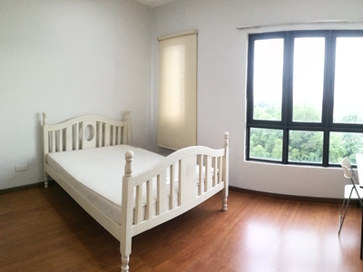 Master Room at Zefer Hill Residence, Bandar Puchong Jaya