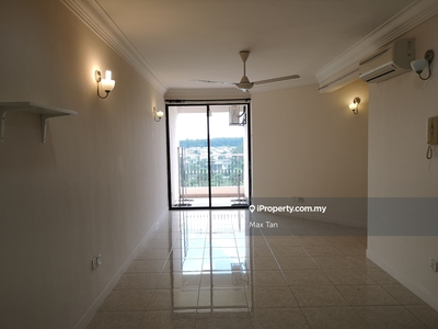 Semi Furnished Golf View Unit for Sale