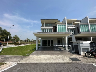 Big Size Corner 44x88 2 Storey House Presint 12 Putrajaya