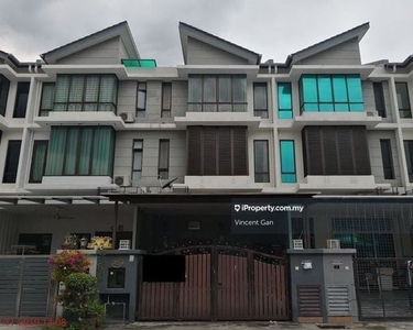 For Auction - Taman Putra Impiana 2.5 Storey House @ Puchong