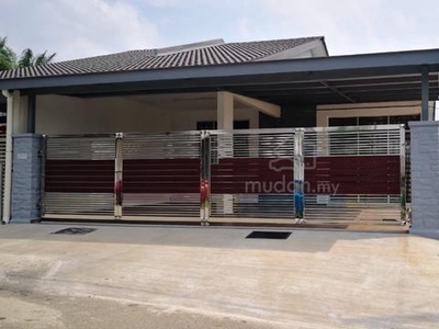 Gambang Jaya Semi-D Fully Grill Extended Awning and Autogated 4R2B