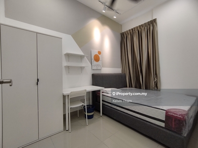 Luxury Condominium at Lavile KL / Maluri - Room for Rent