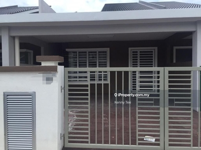 Spacious 1 Storey Terrace house for Sale