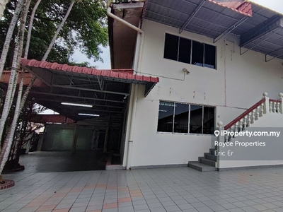 Taman Pelangi 2.5 Storey Terrace Corner house for Sale