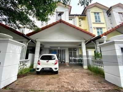 Triple Storey Terrace, Anjung Sari, Setia Alam Seksyen U13, Shah Alam