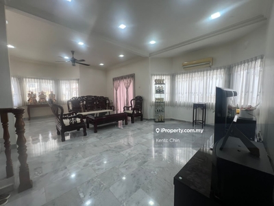 Two Storey Semi D House, Gated & Guarded, Freehold