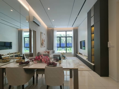 1152sqft【3 BED+3 BATH】with 12 ft ceiling height & free plaster ceiling