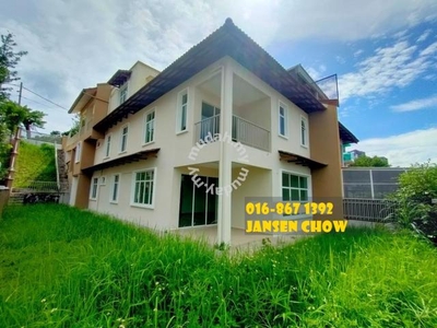 ( Below Market price ) Cheras Jaya 2.5 sty Semi Detached house, Cheap