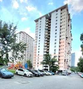 (Boleh markup loan) Apartment Pelangi Damansara Ada lift
