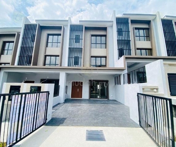 Brand New 3 Storey Link House Nassim Heights AMPANG For Sale