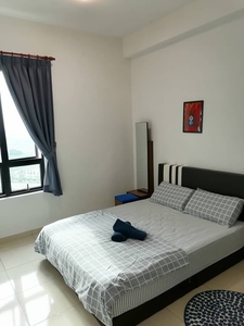Bukit Indah Jb, Sky Breeze Medium Room for rent