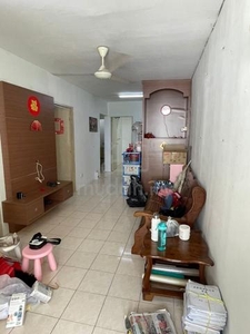 Desa Putra Apartment 680SF 3-Rooms Fully Renovated Near Queensbay Mall
