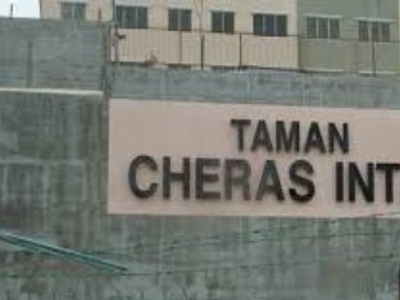 Freehold Taman Cheras Intan Apartment Batu 9 Cheras Blok J