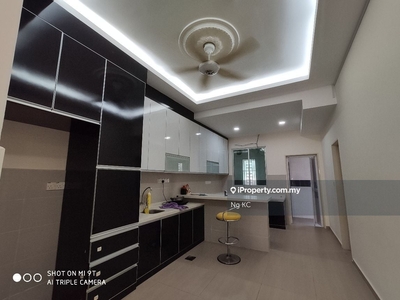 Fully Renovated Double Storey Superlink house For Rent