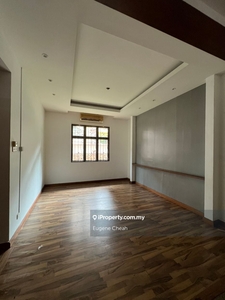 Jalan Anggerik Eria Bungalow Hillside Manor Kota Kemuning For Rent