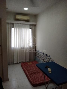 kingfisher park ph II room for rent