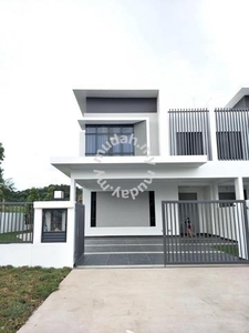 【Last Unit】2-Terrace House Taman Sri Serdang rumah Seri Kembangan!!!