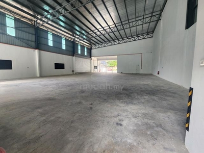 Mantin Industrial Park, 1.5 sty Semi D Factory with big land, 200amp