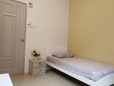 Private Room Beside Vivacity Tabuan Jaya
