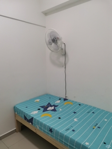 Promenade Aircond furnished Single Room include utilities shared bathroom MIX GENDER