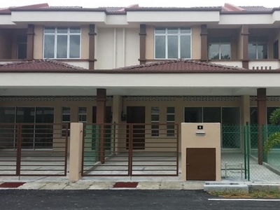 Rumah Teres 2 Tingkat, Taman Medan Indah, Telok Panglima Garang