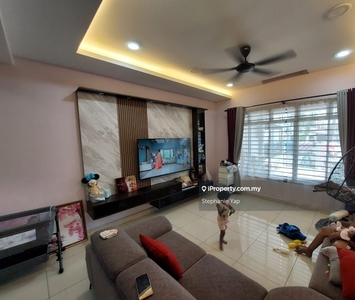 Tan Flora Height Double Storey For Rent , Renovation Unit