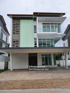 New 3 Storey Bungalow house for sale at Kinrara Residence