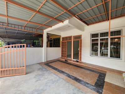 12#Taman Mutiara Rini 1-Storey Terrace House