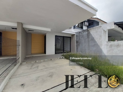 Bandar mahkota banting 2sty house gated guarded with aircond for rent