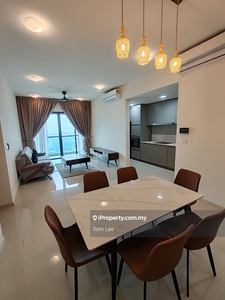 Big unit with stunning Kl view, Condo specialist