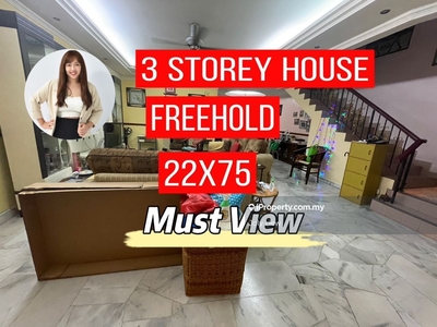 Freehold 3 storey house