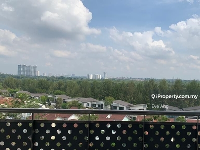 Huge space Condo Near Southkeys Mid Valley For Rent