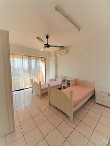Single Room at Vista Komanwel, Bukit Jalil