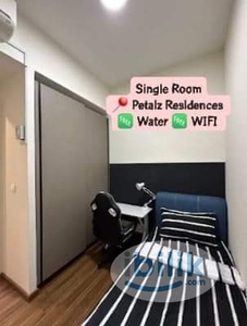 WIFI Water Bill Fully Furnished Single Room at Petalz Residences Old Klang Walking Distance to KTM Station