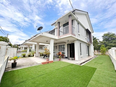 [ BELOW MARKET PRICE 50% ] 25x80 Freehold Double Storey Landed with balcony