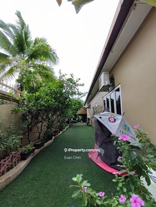 Jalan Lazat Happy Garden Corner Terrace House to Sell
