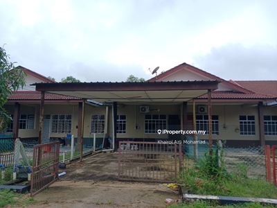 Rumah Teres Setingkat Alur Tuman, Marang