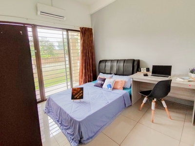 Subang Bestari Landed House Room for Rent