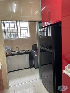 [Chinese Unit] Middle Room Available Now at OUG Parklane, Old Klang Road