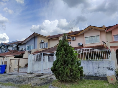 Double storey terraced house Bukit Rimau 24' x 80'
